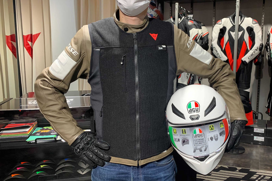 SMART JACKET(バイク用エアバッグ)とレザージャケットの組み合わせ方をご紹介！