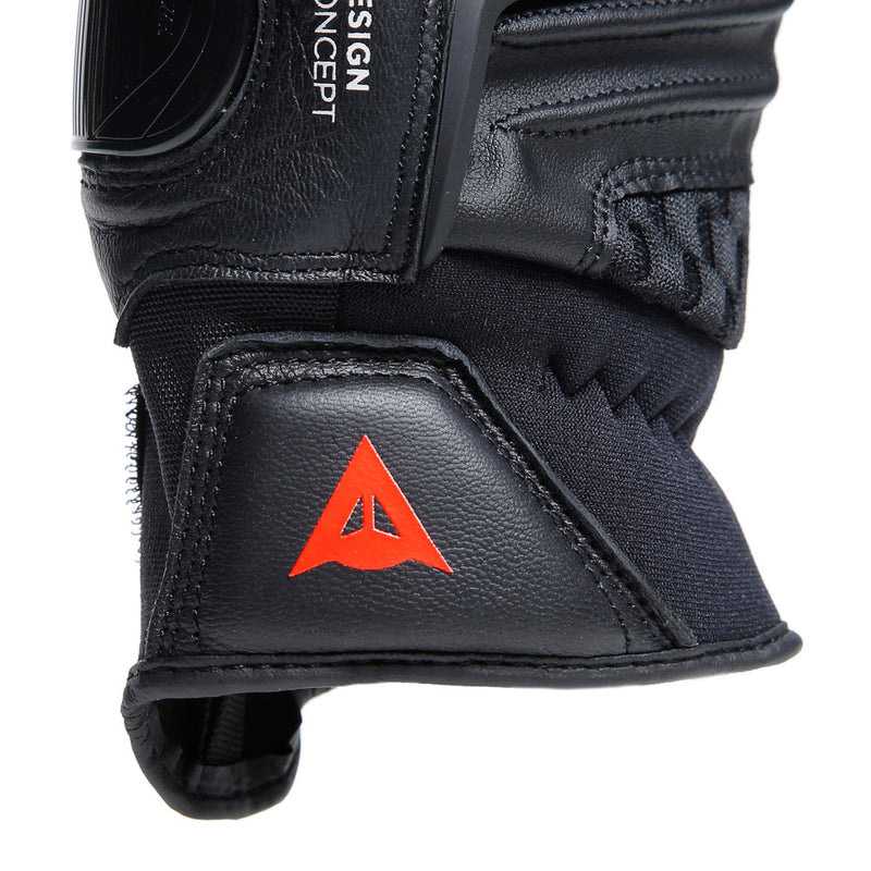 バイク用レザーグローブ | CARBON 4 SHORT LEATHER GLOVES